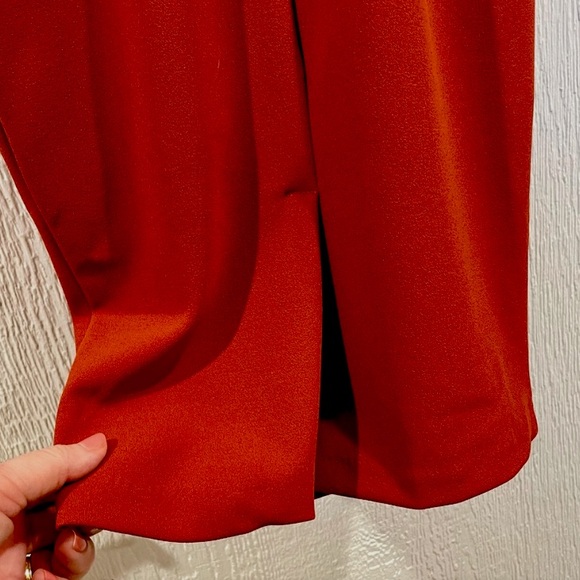 Alexia Amdor Women's Olivia Draped Sheath Dress. Crimson, Knee Length. Size S. - Picture 8 of 10